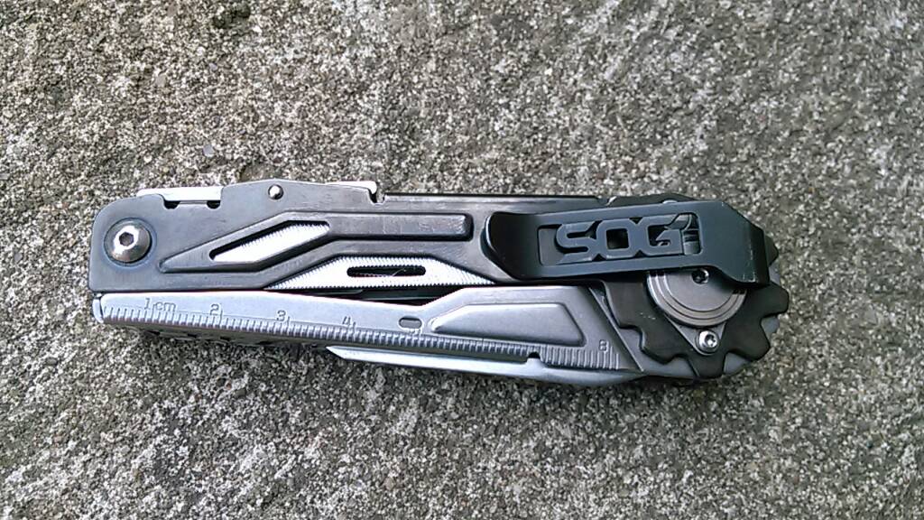 Deep carry pocket clip.